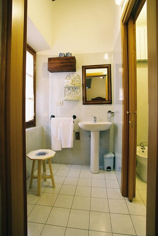 Camere Zimmer Rooms San Francesco Buti Екстер'єр фото
